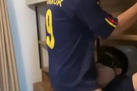 Asiático fodendo boca do melhor amigo