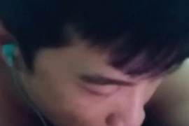 E trai di bo doi moi ve