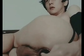 Asian faggot gaped his butthole and prolapse